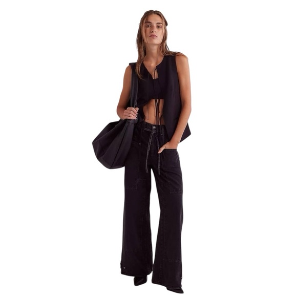 We The Free CRVY Outlaw Wide Leg Jeans Small - Picture 1 of 12
